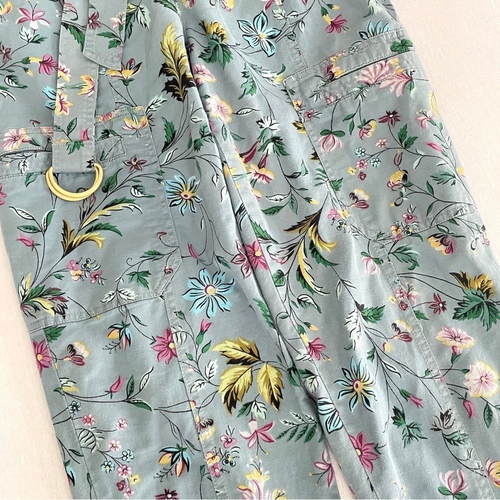 ANTHROPOLOGIE Victoria Floral Cargo Pants with Removable Belt - Picture 6 of 16